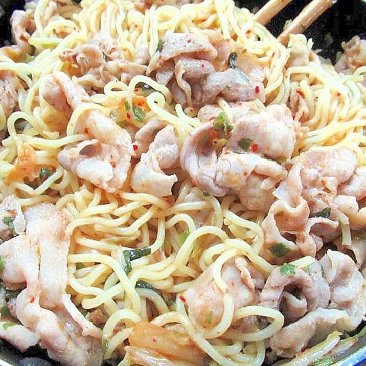 豚キムチ塩焼きそば